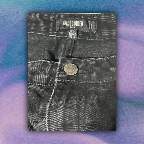 ♥︎ Missguided Black Jean Skirt ♥︎ - Picture 3 of 4